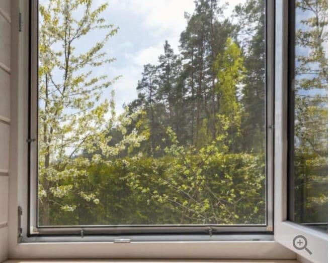 Rede de mosquitos ajustável para Windows